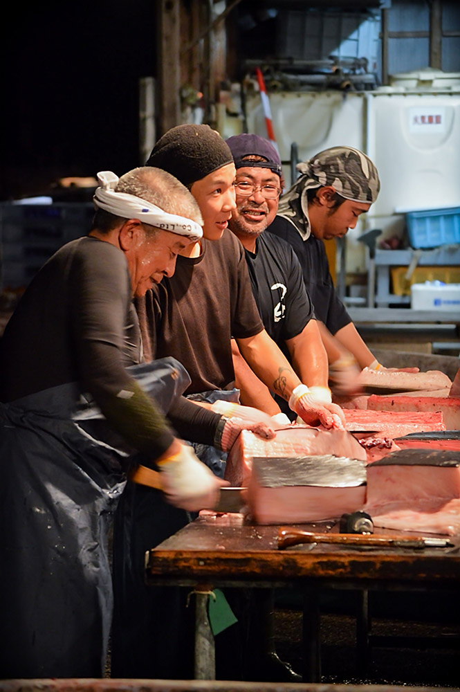 「手から手へ、受け継ぐ技」